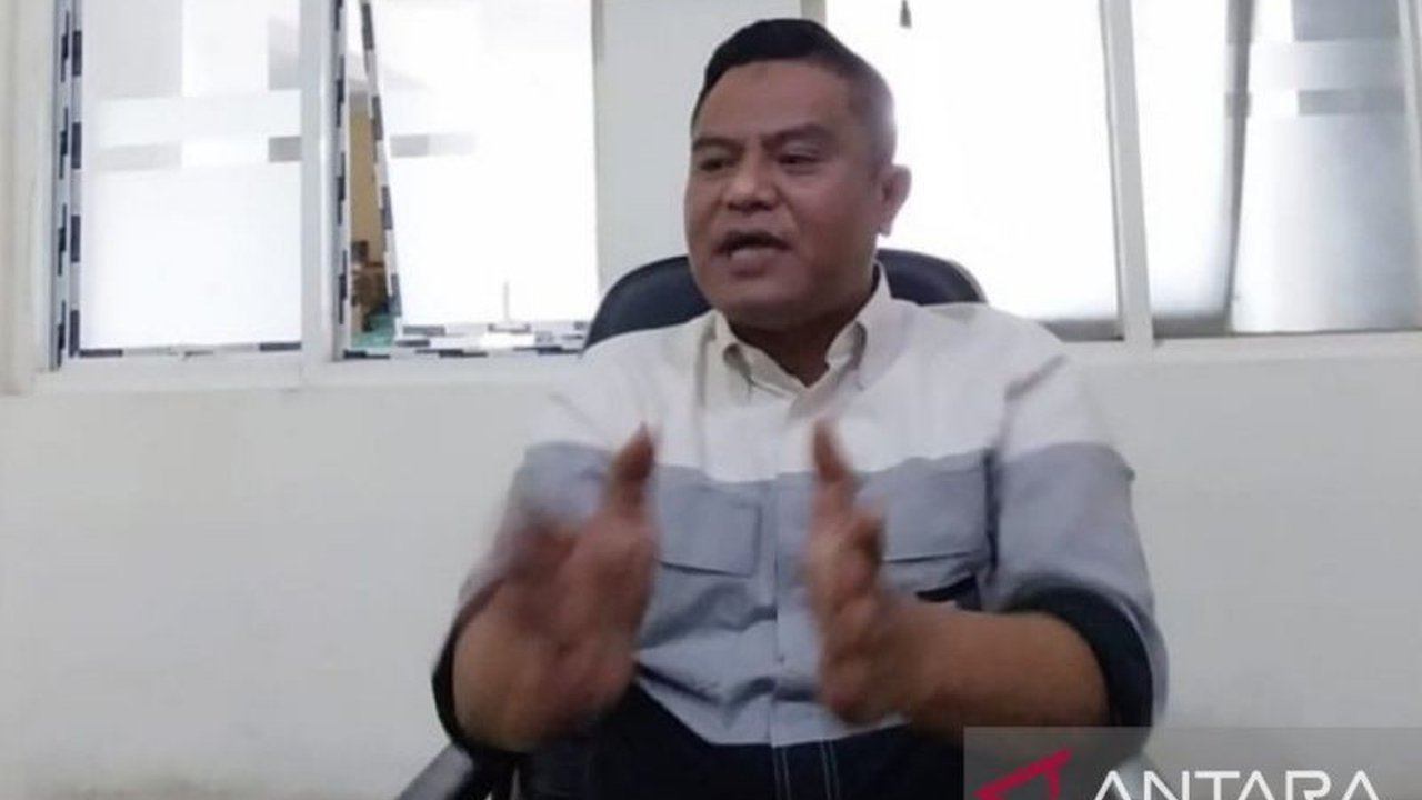 Ketua Fraksi Partai Demokrat DPRD NTB, Indra Jaya Usman, menilai usulan hak interpelasi terkait Dana Alokasi Khusus (DAK) yang diajukan telah sesuai aturan, namun pimpinan DPRD diduga mengulur waktu prosesnya.