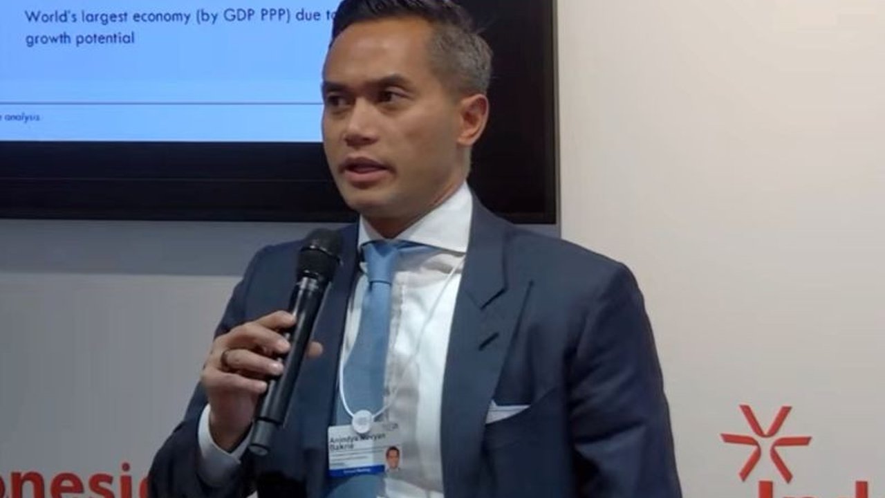 Kadin Indonesia optimis peringkat kredit Indonesia akan meningkat dari BBB menjadi BBB+ dalam waktu 1,5 tahun mendatang, didorong oleh pertumbuhan ekonomi yang pesat dan potensi investasi yang besar.