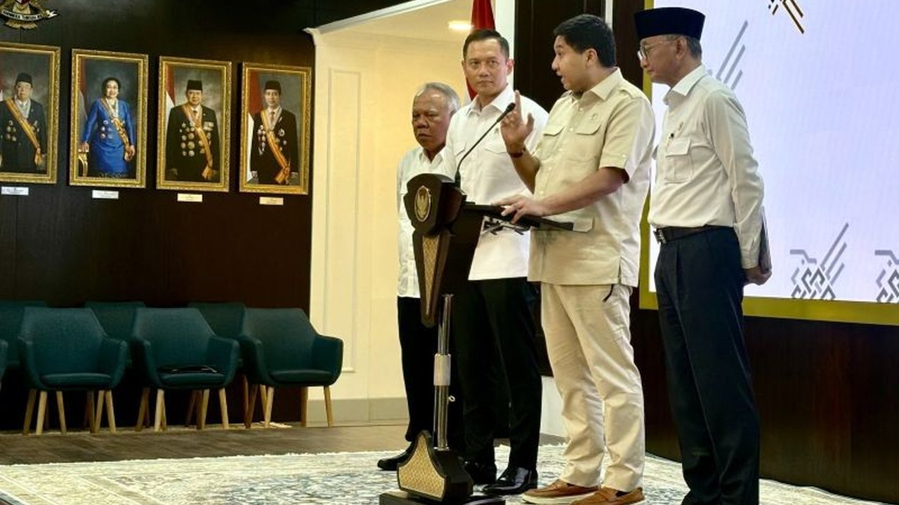 Pemerintah Indonesia memberikan keringanan berupa pembebasan biaya PBG, BPHTB, dan PPN untuk Masyarakat Berpenghasilan Rendah (MBR) dalam rangka mendorong kepemilikan rumah dan mengurangi kemiskinan ekstrem.