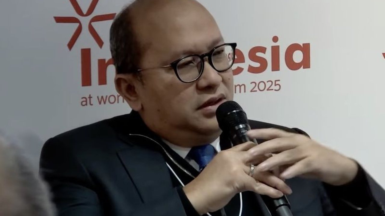 Di Davos, Menteri Investasi Rosan Roeslani menawarkan insentif pajak hingga 200% bagi perusahaan yang berinvestasi dalam pengembangan program vokasi di Indonesia guna meningkatkan kualitas SDM dan mendukung pertumbuhan ekonomi.
