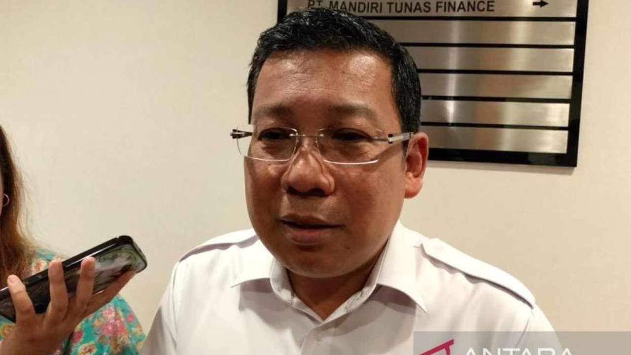 Pemerintah berencana impor 180 ribu ton daging sapi dan 100 ribu ton daging kerbau untuk menjaga stok jelang Ramadhan dan Lebaran, meskipun stok pangan saat ini dinyatakan aman.