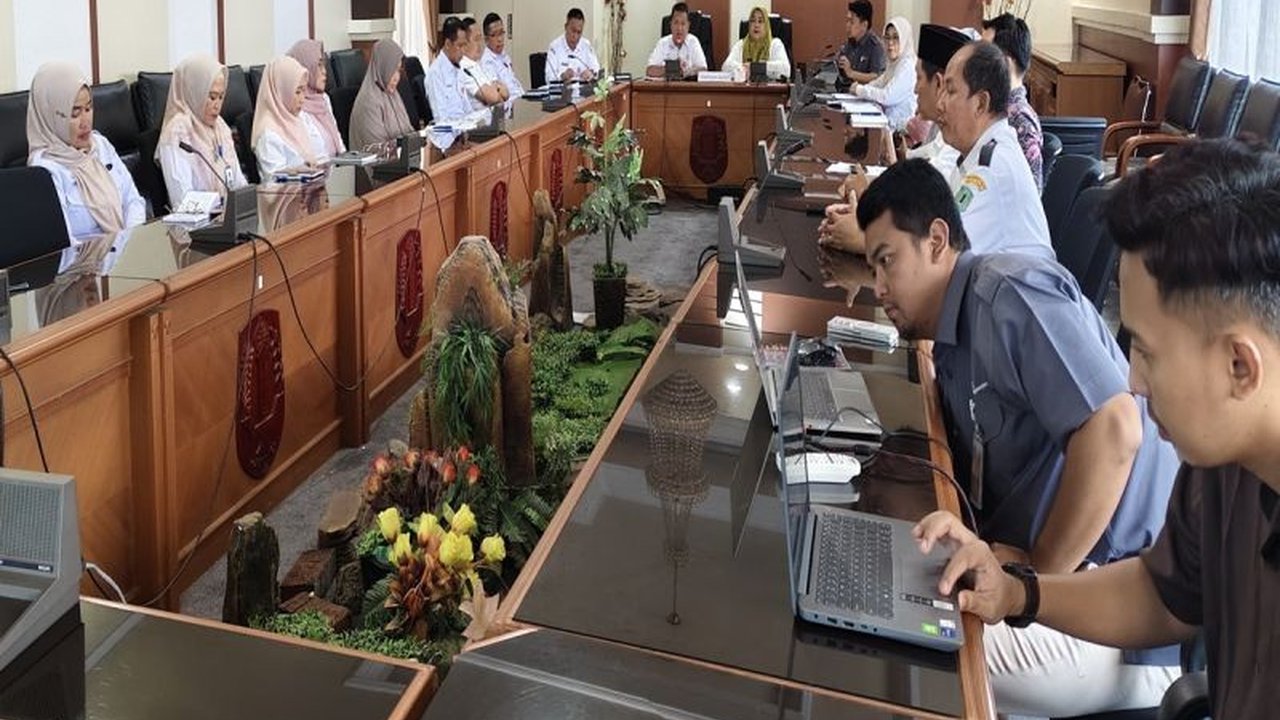 Pemerintah Kabupaten Hulu Sungai Utara (HSU) mengevaluasi program jaminan sosial ketenagakerjaan melalui FGD, guna meningkatkan cakupan dan layanan BPJS Ketenagakerjaan bagi masyarakat.