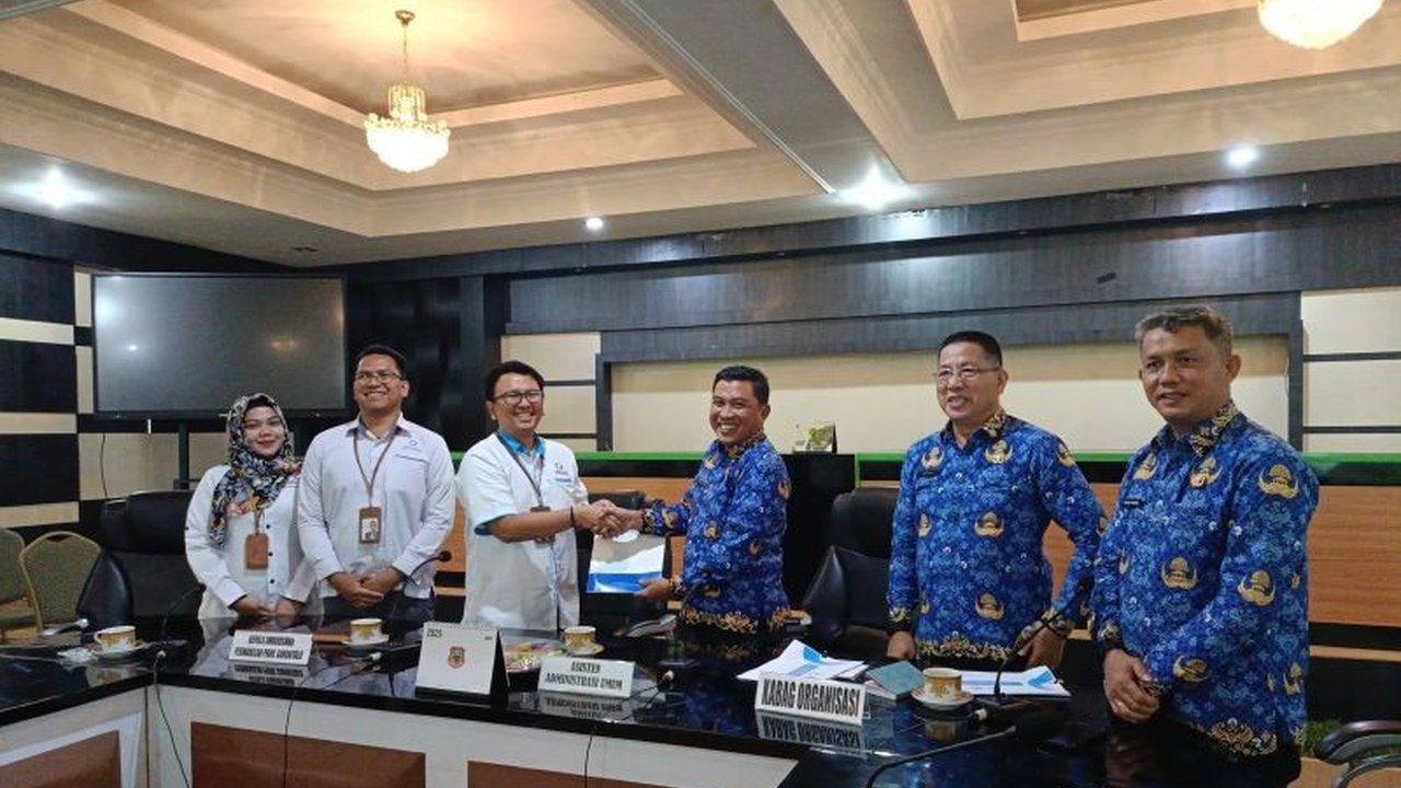Ombudsman RI Gorontalo memberikan hasil evaluasi pelayanan publik Kabupaten Gorontalo tahun 2024 dengan rapor kuning, menandakan kualitas pelayanan publik masih perlu peningkatan signifikan.