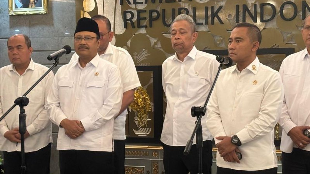 Menteri Sosial (Mensos) menargetkan penggunaan Data Tunggal Sosial Ekonomi (DTSE) untuk penyaluran bantuan sosial (bansos) pada triwulan kedua tahun 2024, guna meningkatkan akurasi data dan menghindari disparitas data antar lembaga.