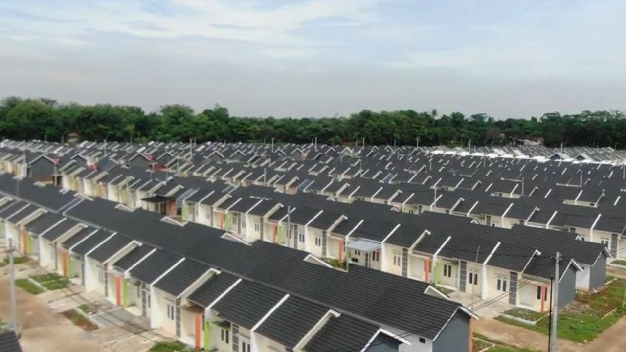 Masyarakat Berpenghasilan Rendah (MBR) khususnya PNS bisa akses pembiayaan perumahan Tapera setelah menabung rutin selama 12 bulan, tak perlu menunggu puluhan tahun.