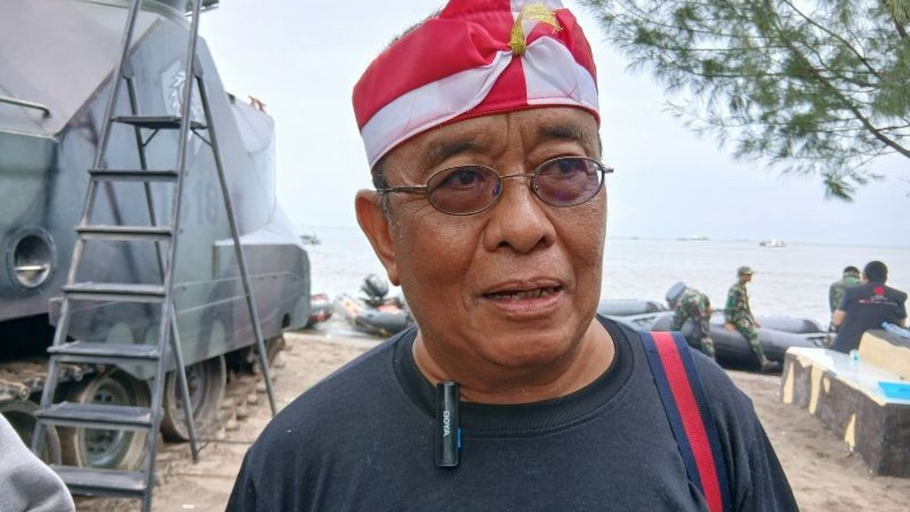 Mantan Sekretaris Kementerian BUMN, Said Didu, memberikan apresiasi atas pembongkaran pagar laut ilegal di Kabupaten Tangerang yang dilakukan pemerintah, menyebutnya sebagai langkah tegas untuk menegakkan hukum dan melindungi nelayan.
