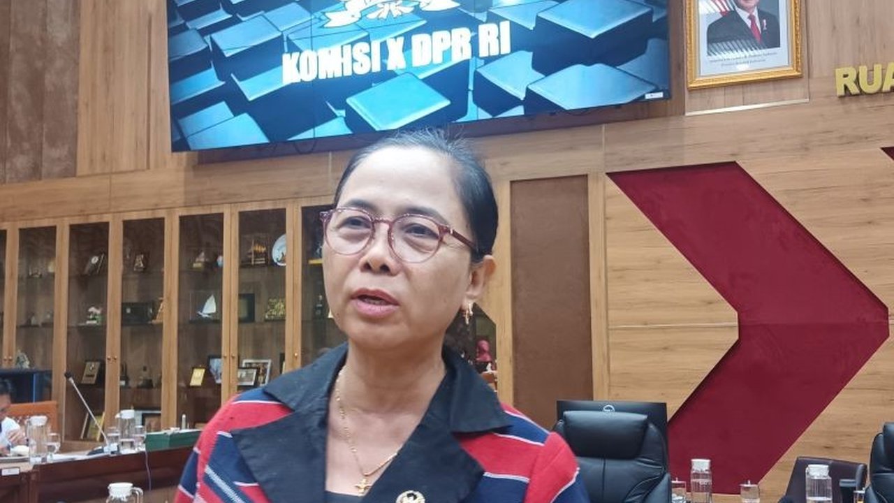 Komisi X DPR akan rapat dengan Mendikbudristek pada 23 Januari 2024 membahas evaluasi anggaran 2024, program 2025, dan polemik mutasi pegawai Kemendikbudristek.