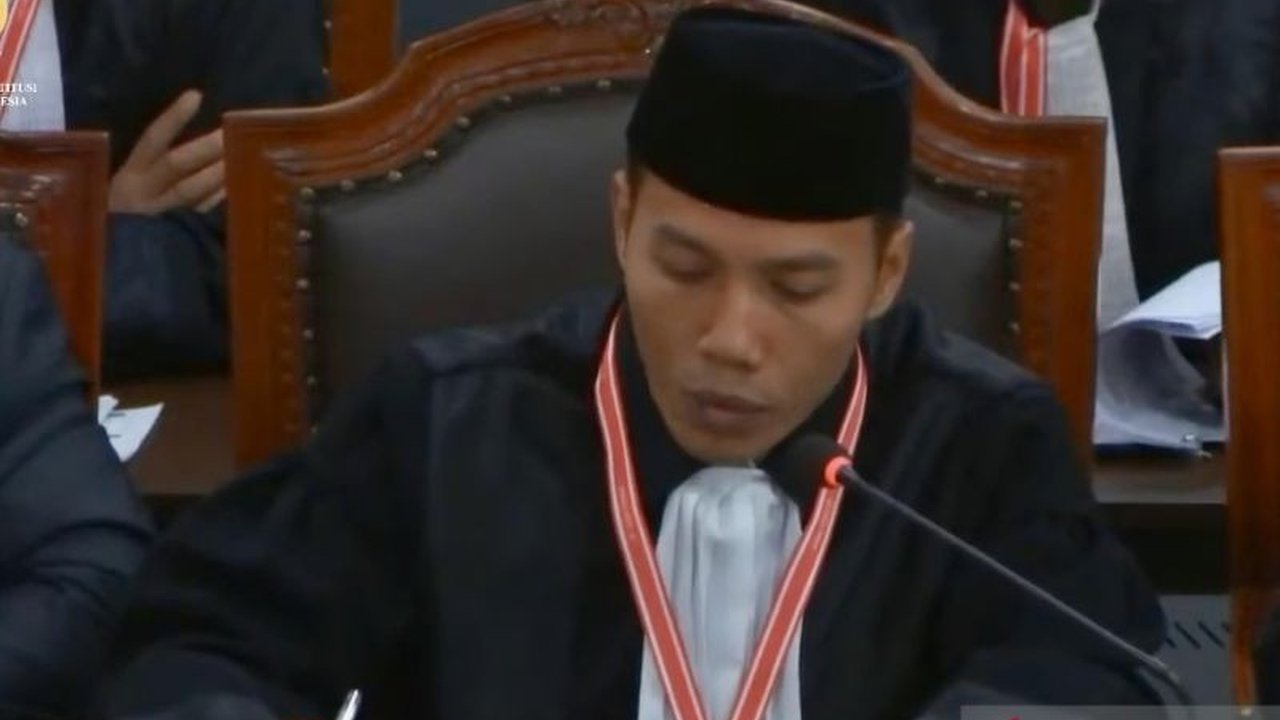 KPU Sumatera Utara membantah dalil Edy-Hasan soal rendahnya partisipasi pemilih akibat banjir dan dugaan kecurangan terstruktur, sistematis, dan masif (TSM) dalam Pilkada Sumut 2024, dengan menyatakan telah dilakukan pemungutan suara ulang dan partisipasi