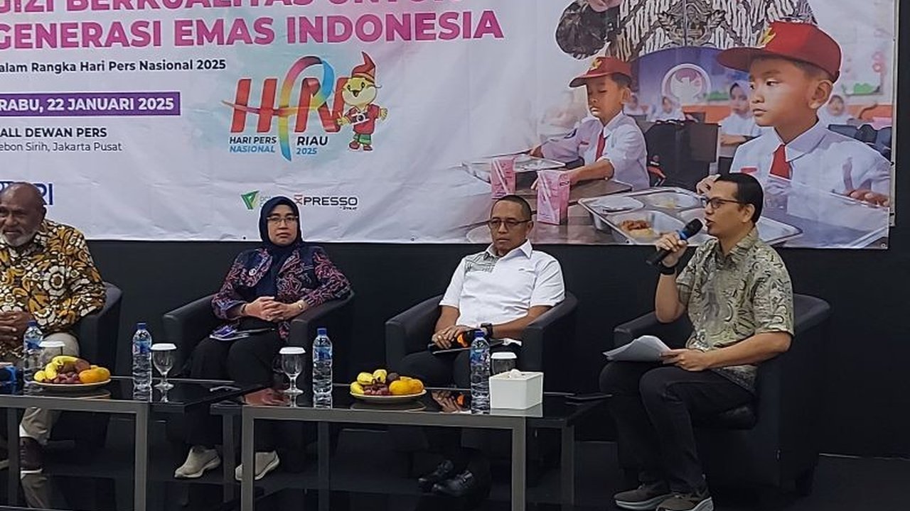 Kepala PCO, Hasan Nasbi, menjelaskan upaya dan tantangan timnya dalam mendukung keberhasilan Program Makan Bergizi Gratis (MBG), mulai dari koordinasi antar lembaga hingga menjaga kualitas makanan.