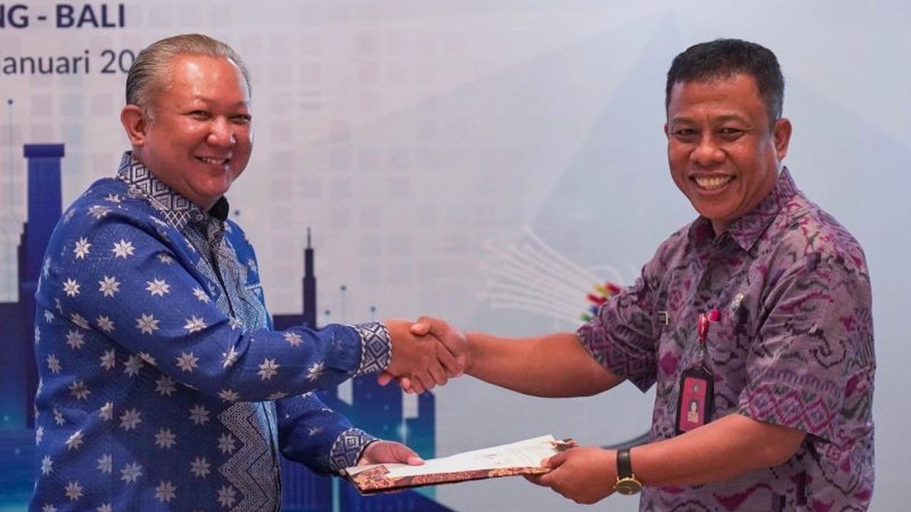 Pemkab Badung bermitra dengan Moratelindo untuk meningkatkan transformasi digital di Badung, Bali, dengan penyediaan infrastruktur internet berkecepatan tinggi dan layanan digital lainnya.