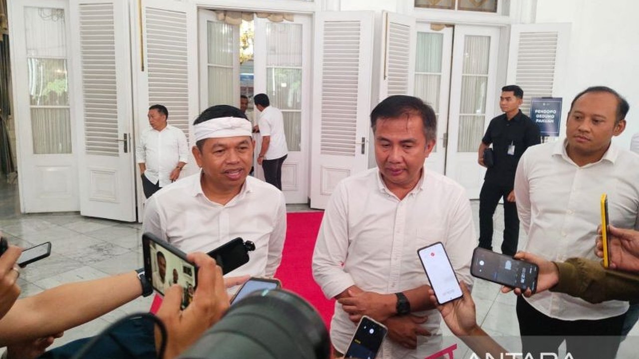 Penjabat Gubernur Jabar menitipkan percepatan proyek Tempat Pengelolaan Sampah Terpadu Regional (TPPAS) Legoknangka kepada Gubernur terpilih, Dedi Mulyadi, untuk mengatasi masalah sampah di Jawa Barat dan menghasilkan energi terbarukan.