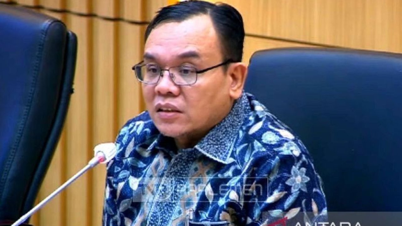 Survei Litbang Kompas menunjukkan tingkat kepuasan publik terhadap kinerja Kabinet Merah Putih di bawah Presiden Prabowo Subianto mencapai 80,9%, didorong oleh program-program populis seperti kenaikan gaji guru dan subsidi pupuk.