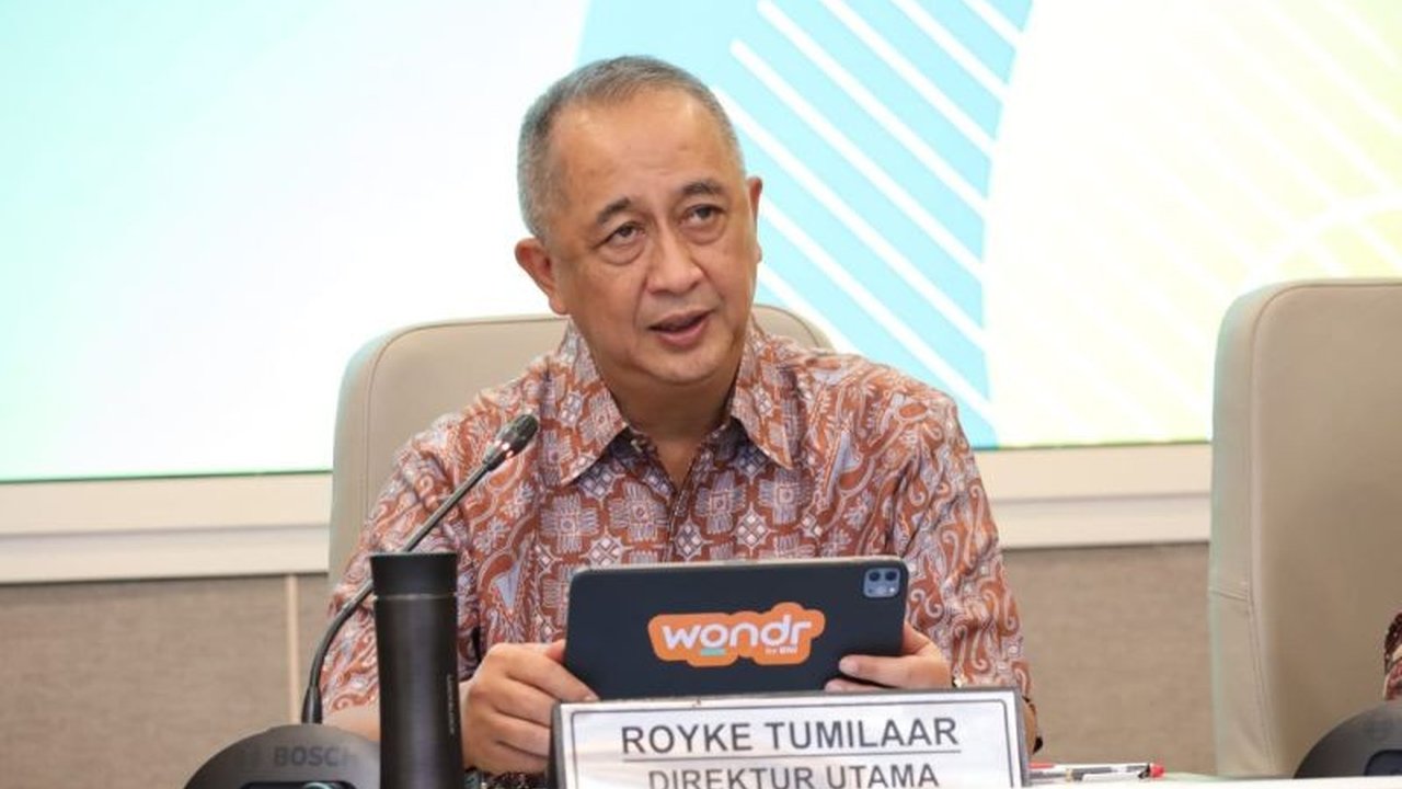 BNI telah menginvestasikan Rp60 triliun untuk portofolio hilirisasi dan Rp190,5 triliun untuk pembiayaan berkelanjutan, menunjukkan komitmen kuat dalam mendukung program pemerintah dan transisi hijau.