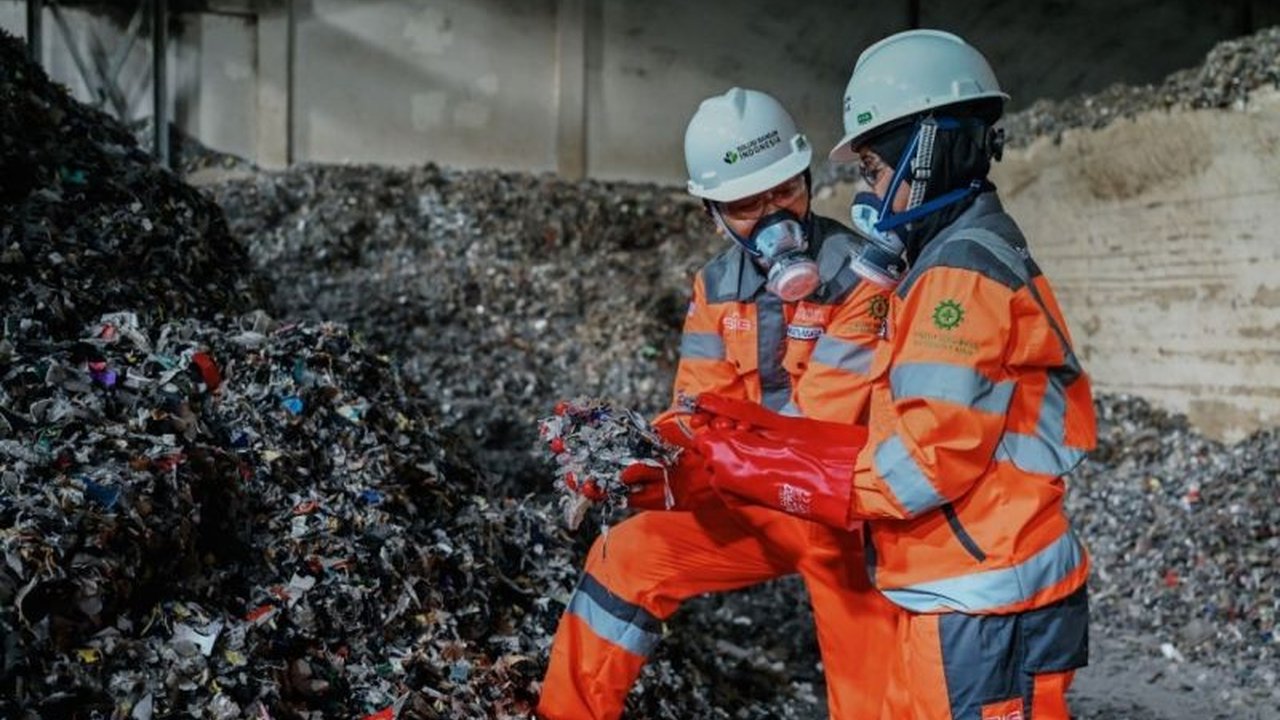 PT Semen Indonesia (SIG) berhasil meraih validasi SBTi, menjadi perusahaan bahan bangunan pertama di Indonesia yang berkomitmen mengurangi emisi GRK dan menerapkan prinsip pembangunan berkelanjutan.