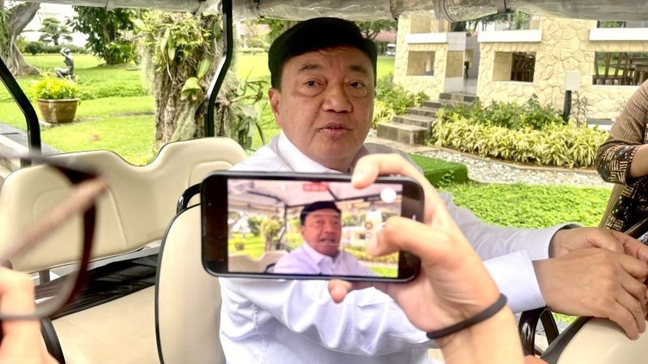 Menko Polkam Budi Gunawan menyatakan pemerintah telah mengidentifikasi perusahaan yang diduga melanggar aturan pertanahan dan kehutanan, Presiden Prabowo pun menginstruksikan penindakan tegas.