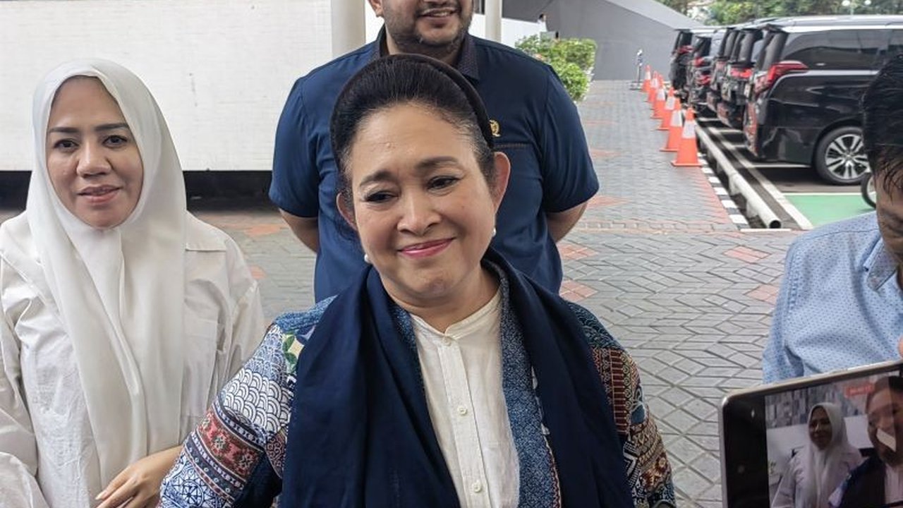 Komisi IV DPR RI berkomitmen mengawasi penyelesaian kasus pembongkaran pagar laut sepanjang 30,16 km di perairan Tangerang, Banten, dan akan memanggil kementerian terkait untuk evaluasi.