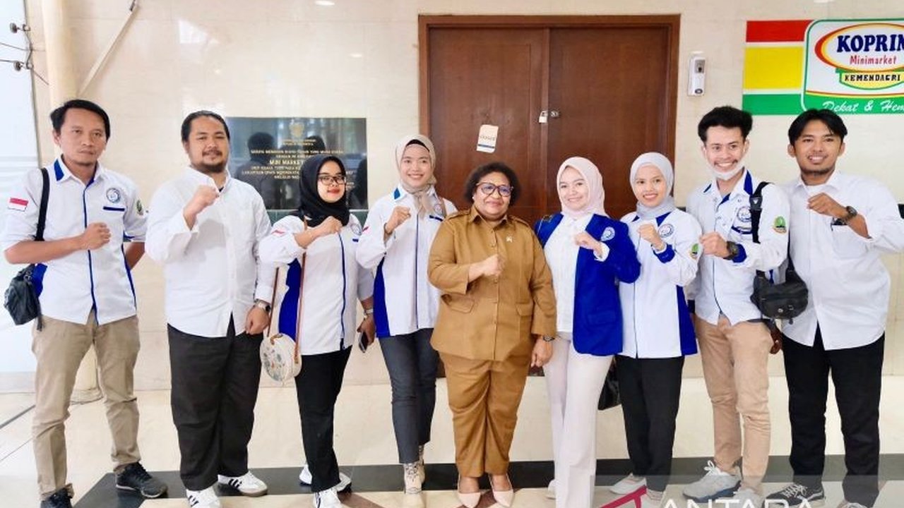 Wakil Menteri Dalam Negeri (Wamendagri) Ribka Haluk memberikan apresiasi kepada Kader Inti Pemuda Anti Narkoba (KIPAN) atas kontribusinya dalam memberantas narkoba di Indonesia, selaras dengan program pemerintah.