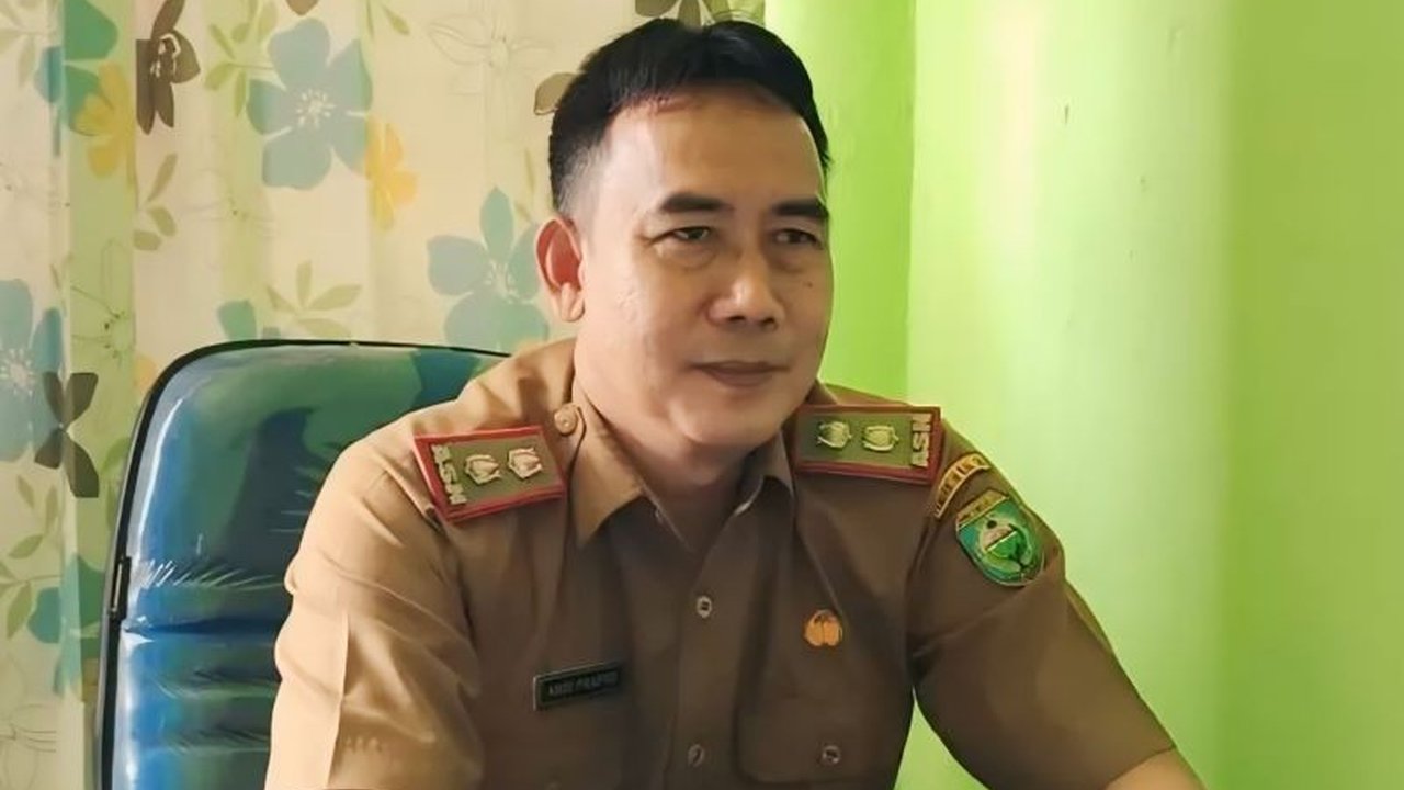 Dinas Kesehatan Kabupaten Ogan Komering Ulu (OKU) menangani 2.561 kasus diare pada tahun 2024, sebagian besar pada anak-anak, dengan penyebab utama diduga kualitas air sungai yang buruk dan sosialisasi PHBS digencarkan untuk pencegahan.