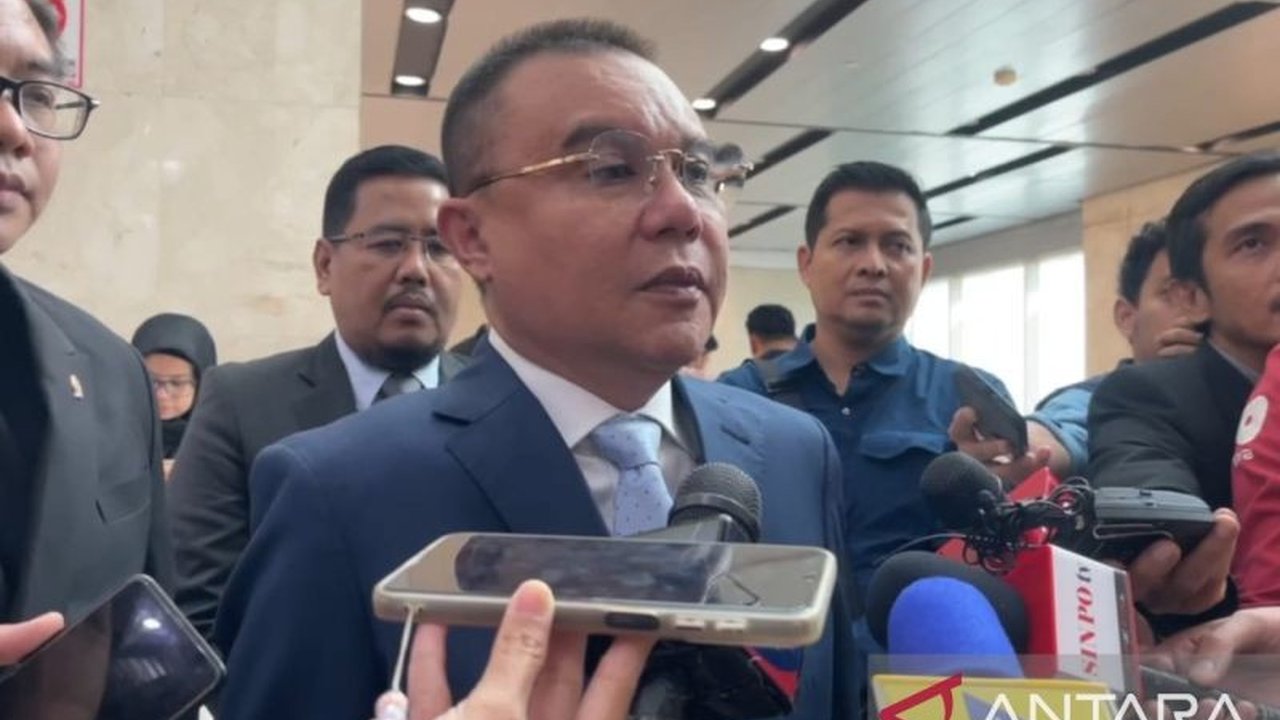 Partai Gerindra menyampaikan ucapan selamat ulang tahun ke-78 untuk Megawati Soekarnoputri, Ketua Umum PDI Perjuangan, meskipun Ketua Umum Gerindra, Prabowo Subianto, sedang berada di India untuk kunjungan kenegaraan.