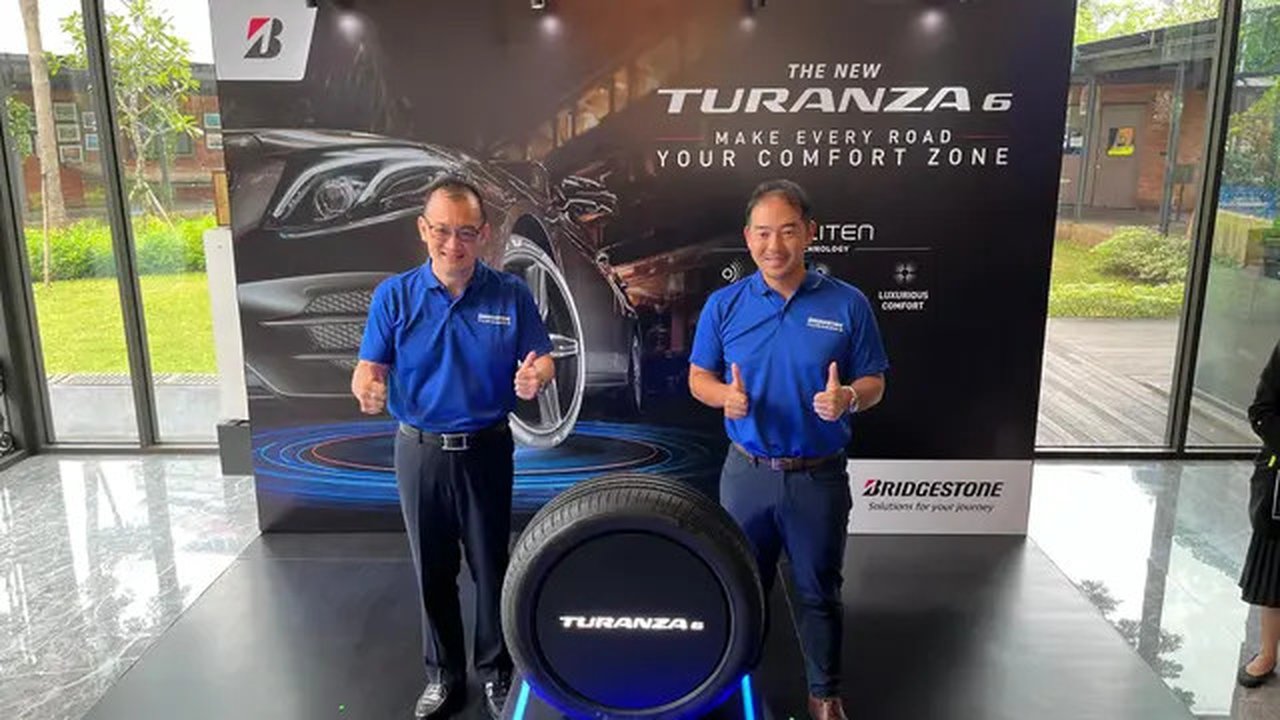 Prosesi peluncuran Bridgestone Turanza 6 yang menyasar segmen ban comfort touring premium. (Liputan6.com/Septian)