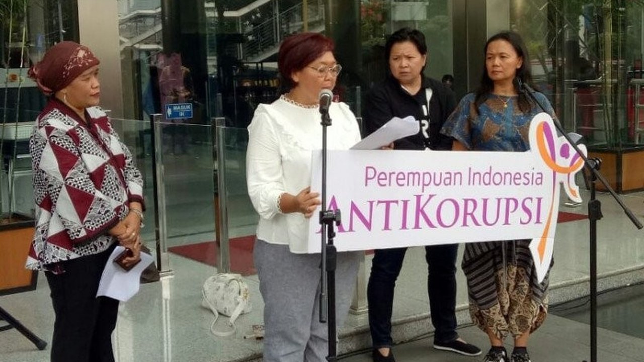 Anita Wahid terpilih sebagai Wakil Indonesia untuk Komisi HAM Antarpemerintah ASEAN (AICHR) periode 2025-2027 setelah melalui seleksi ketat oleh Kementerian Luar Negeri RI, melanjutkan komitmen Indonesia dalam pemajuan HAM di ASEAN.