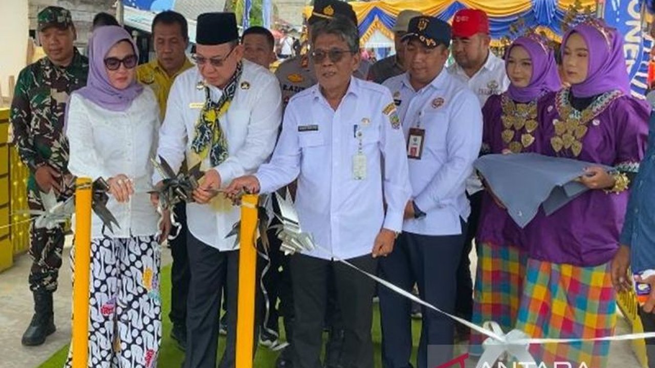 Pemerintah Kabupaten Kotabaru membangun Dermaga Pulau Laut Kepulauan senilai Rp7,6 miliar untuk meningkatkan aksesibilitas, mendorong pertumbuhan ekonomi, dan membuka lapangan kerja di wilayah kepulauan.