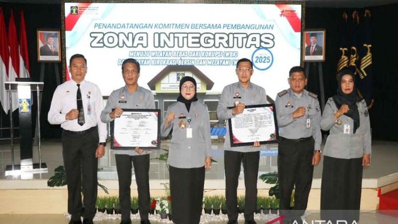 Kemenkumham Kalsel berkomitmen mewujudkan layanan publik transparan dan akuntabel untuk meraih predikat Wilayah Bebas Korupsi (WBK),  melalui kerja keras, inovasi, dan sinergi antar bagian.