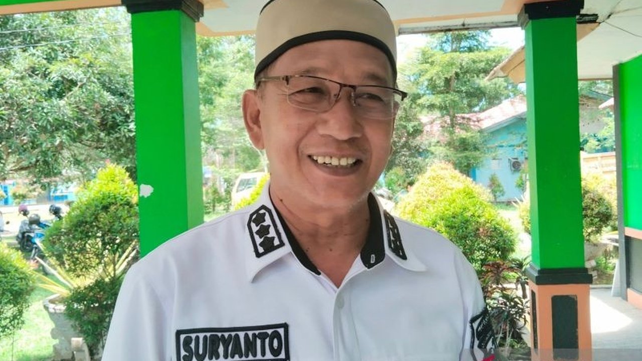 Pemkab Mukomuko menganggarkan Rp20 juta per rumah untuk rehabilitasi 40 Rumah Tidak Layak Huni (RTLH) di Kecamatan Selagan Raya dan Lubuk Pinang pada tahun 2025, difokuskan pada warga miskin yang mampu bergotong royong.