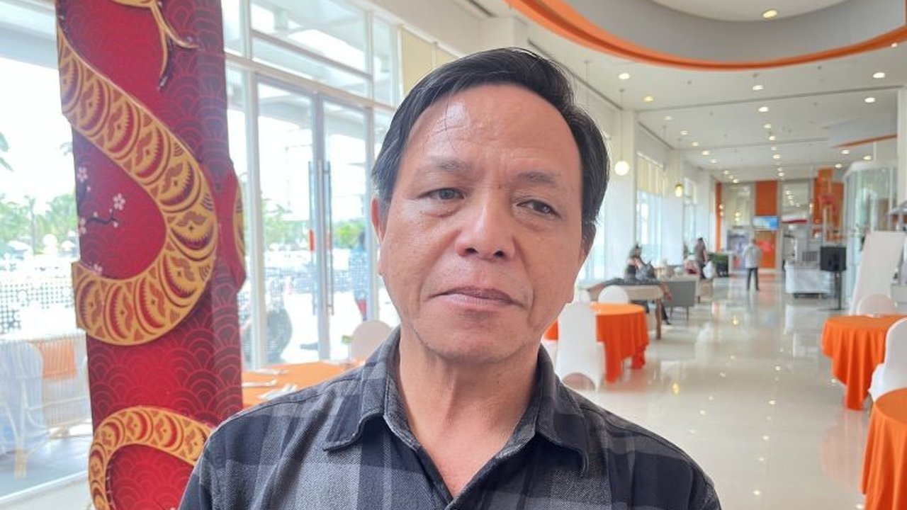 KPU Kepri mengumumkan pelantikan gubernur, bupati, dan wali kota terpilih se-Kepri akan dilakukan serentak pada 6 Februari 2025 di Istana Negara, kecuali yang masih dalam sengketa di MK.