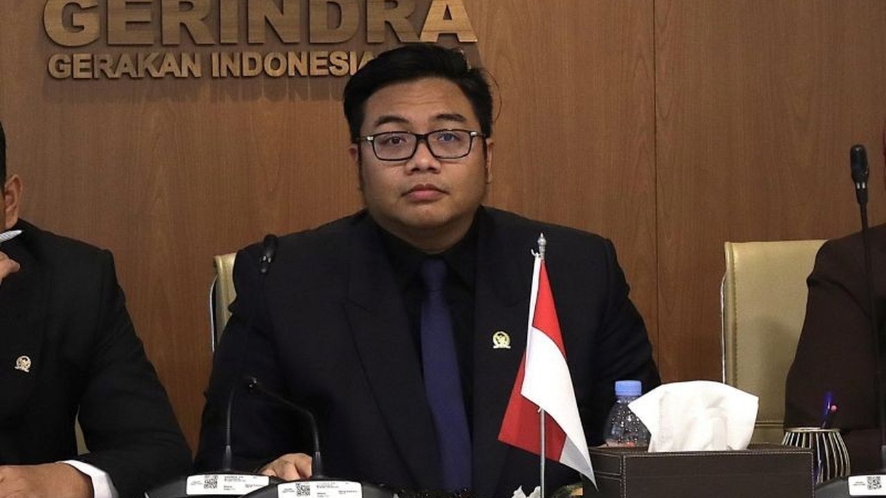 Kawendra Lukistian Pimpin HUT ke-17 Partai Gerindra: Perayaan dan Penguatan Peran di Parlemen