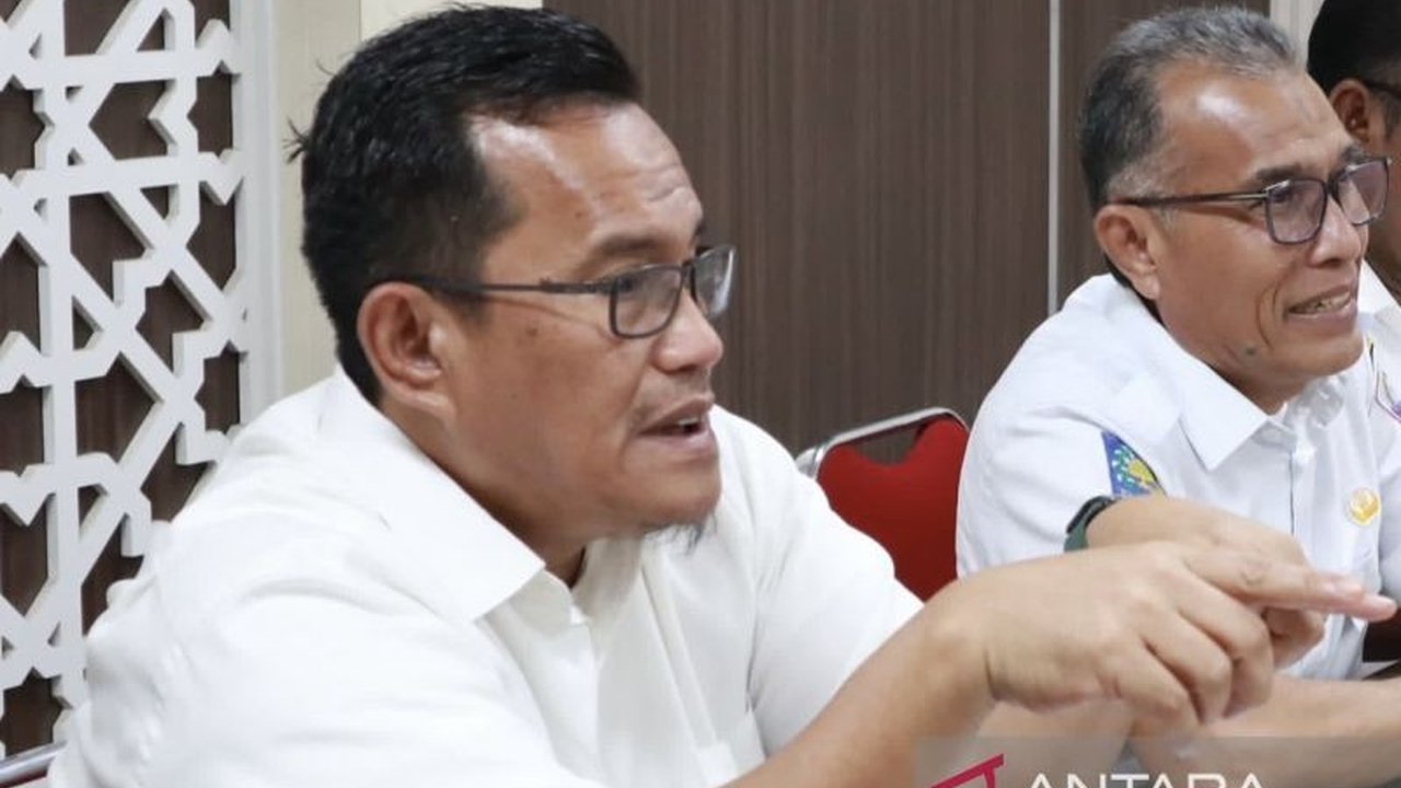 Kabupaten Pidie Jaya, Aceh, berhasil meraih skor tertinggi dalam Survei Penilaian Integritas (SPI) 2024 KPK, mengungguli rata-rata Aceh dan nasional, membuktikan komitmen kuat dalam pemerintahan bersih dan layanan publik berkualitas.