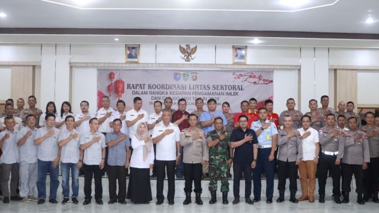 Sebanyak 90 Tatung akan memeriahkan Festival Cap Go Meh di Bengkayang, Kalimantan Barat pada 12 Februari 2025, dengan persiapan matang dan pengamanan ketat dari panitia dan pihak berwajib.