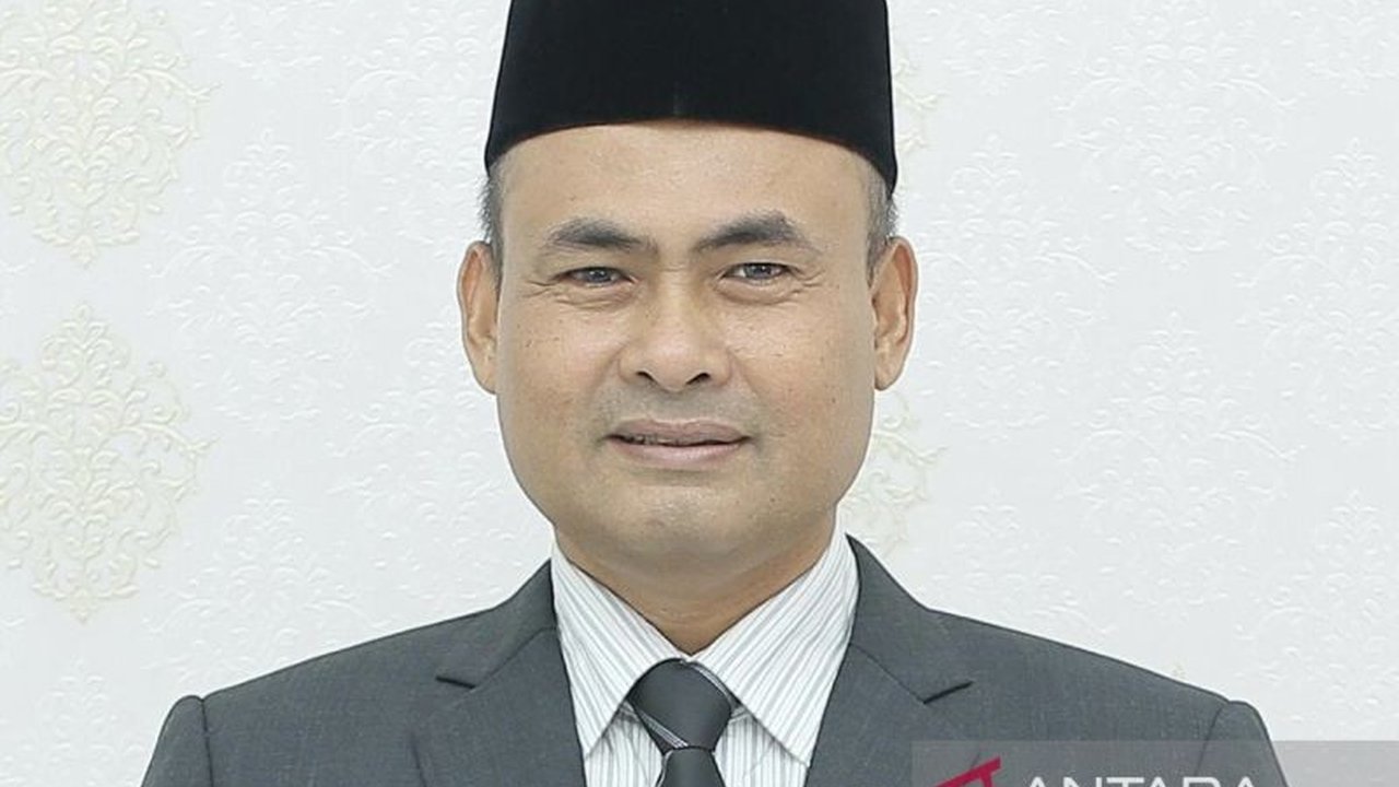 Ketua Komisi II DPRK Nagan Raya mendesak DPR Aceh untuk segera menyelesaikan dan mengesahkan Qanun Minerba Aceh guna mengatasi maraknya tambang ilegal dan kerusakan lingkungan di Aceh, serta memberikan keadilan ekonomi bagi rakyat Aceh.