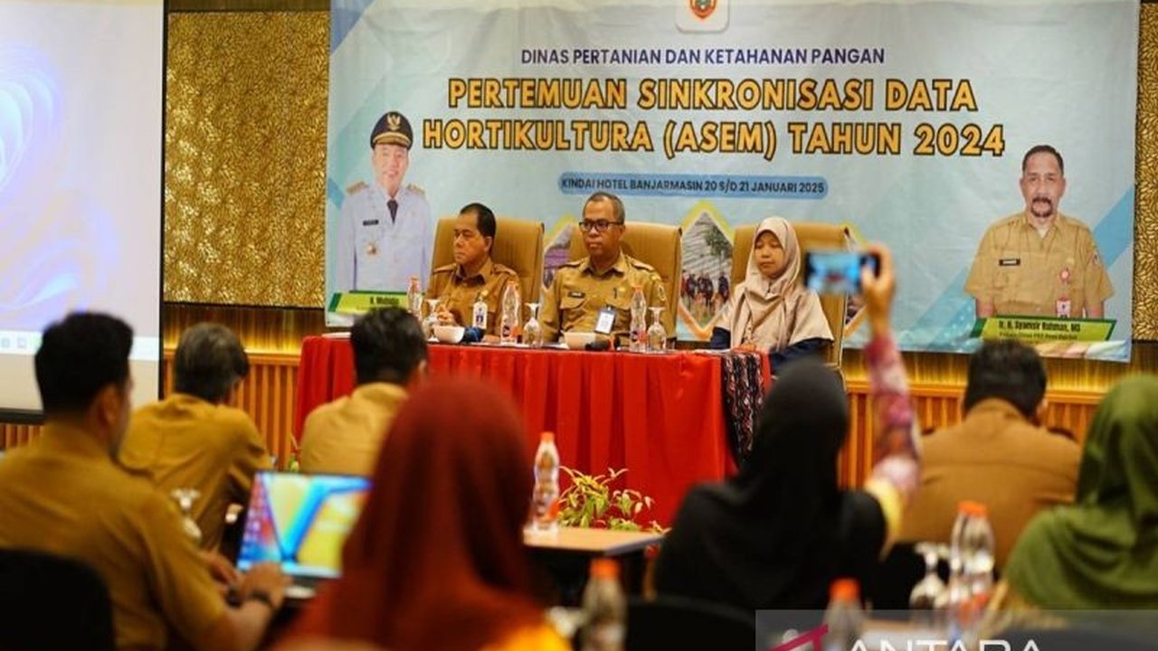 Dinas Pertanian Kalsel menggelar rapat koordinasi data hortikultura 2024 dengan 13 kabupaten/kota untuk sinkronisasi data dan perencanaan program ketahanan pangan yang lebih efektif.