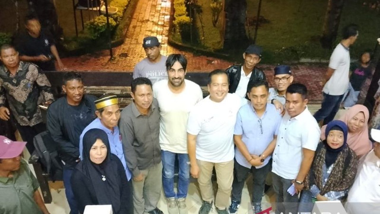 Gubernur NTB terpilih mendorong pengembangan Lakey Peak di Dompu menjadi Kawasan Super Prioritas (KSP) untuk mendongkrak pariwisata dan ekonomi lokal,  menanggapi berbagai usulan dari pelaku wisata dan masyarakat setempat.