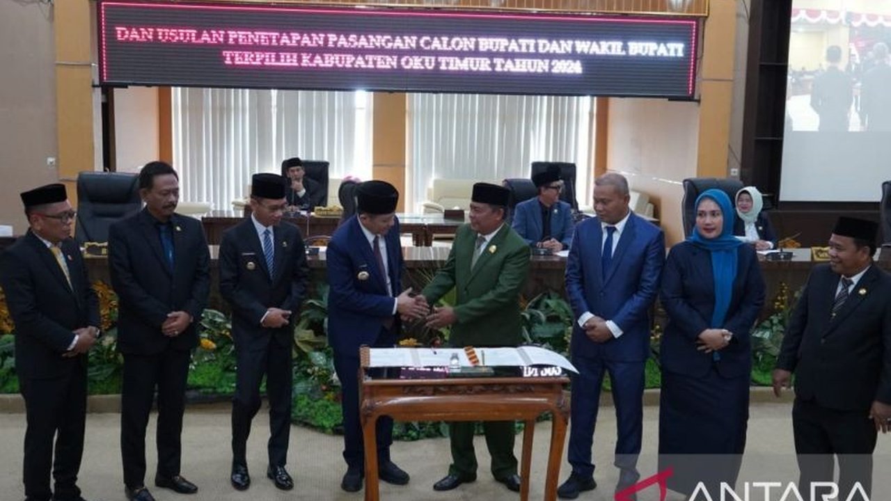 DPRD Kabupaten OKU Timur, Sumatera Selatan, resmi memberhentikan Bupati dan Wakil Bupati hasil Pilkada 2020, Lanosin Hamzah dan Adi Nugraha Purna Yudha, dan mengusulkan penetapan pasangan terpilih Pilkada 2024 ke Mendagri.