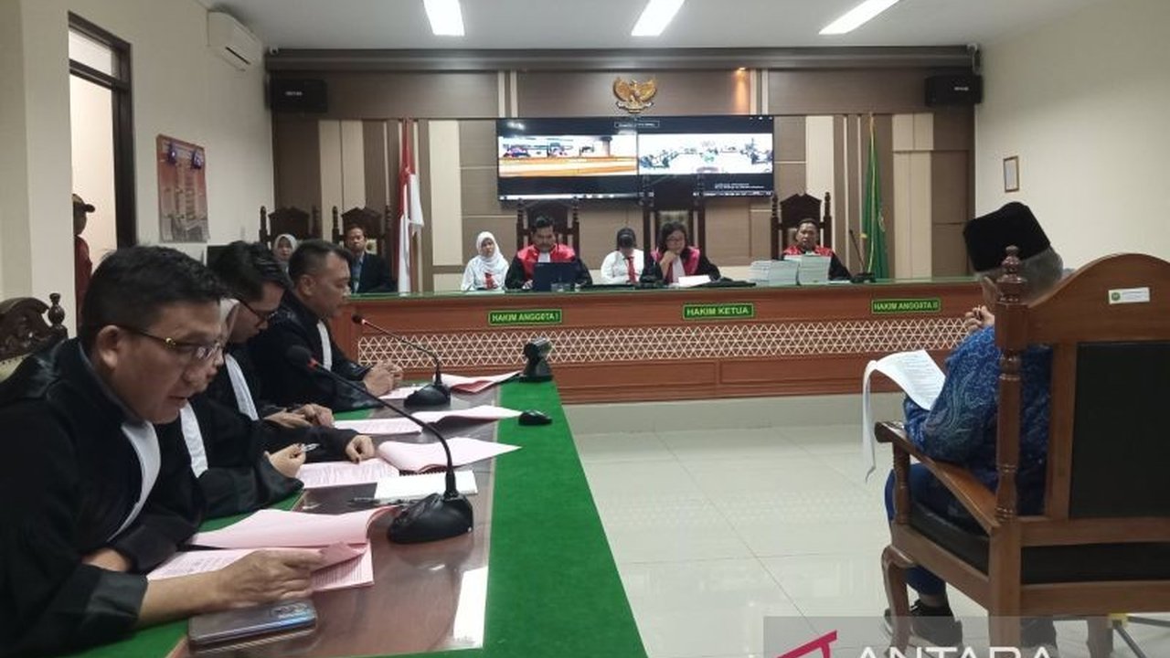 Pengadilan Negeri Indramayu menggelar sidang perdana kasus tindak pidana pencucian uang (TPPU) terhadap Panji Gumilang pada 23 Januari 2024, dengan agenda pembacaan dakwaan dan penundaan sidang lanjutan hingga 6 Februari 2025.