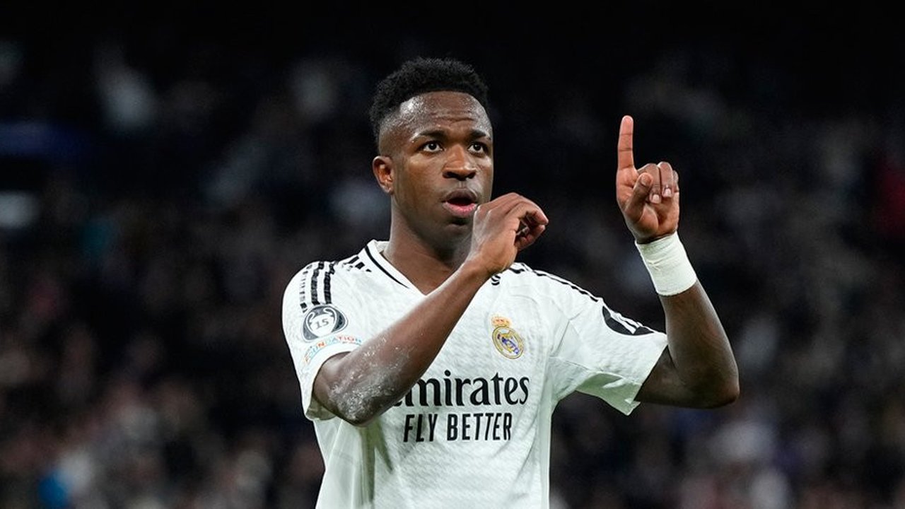 Digosipkan Bakal Pindah ke Arab Saudi, Vinicius Junior: Masa Depan Saya ada di Real Madrid!