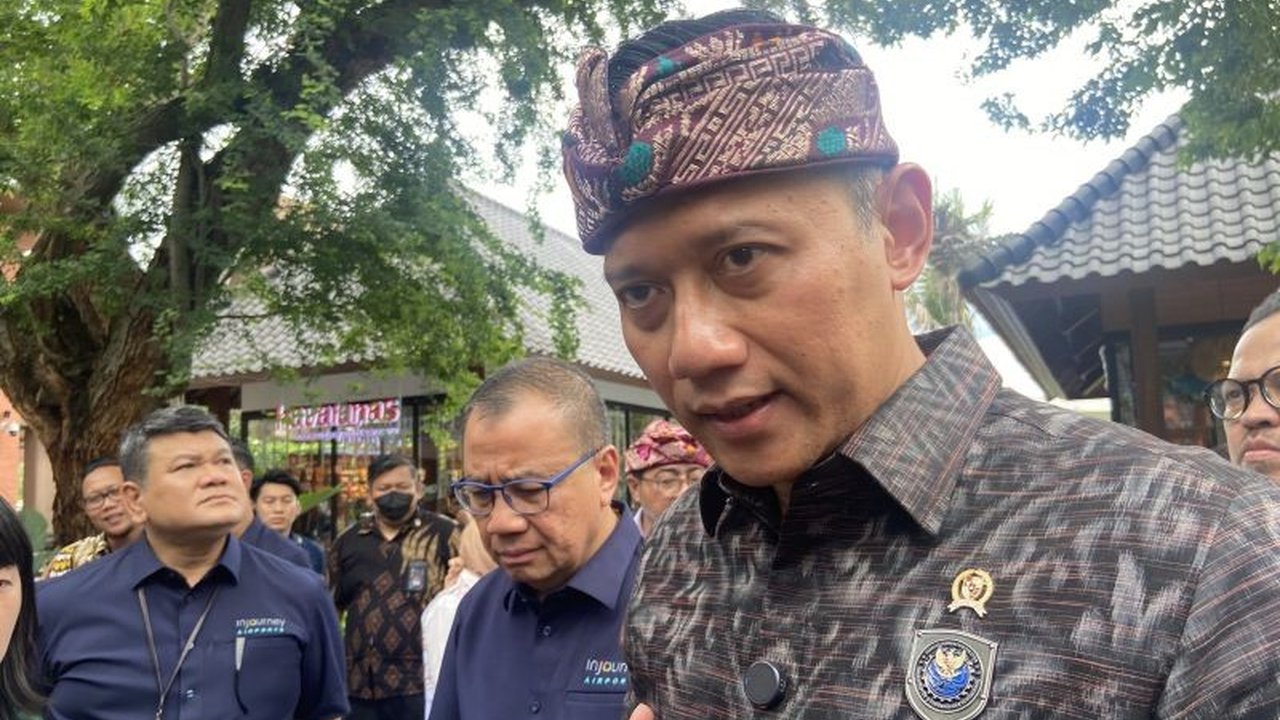 Menko Infrastruktur Agus Harimurti Yudhoyono akan meninjau ulang status Proyek Strategis Nasional (PSN) Tol Gilimanuk-Mengwi di Bali, mempertimbangkan progres, efisiensi, dan arahan Presiden.