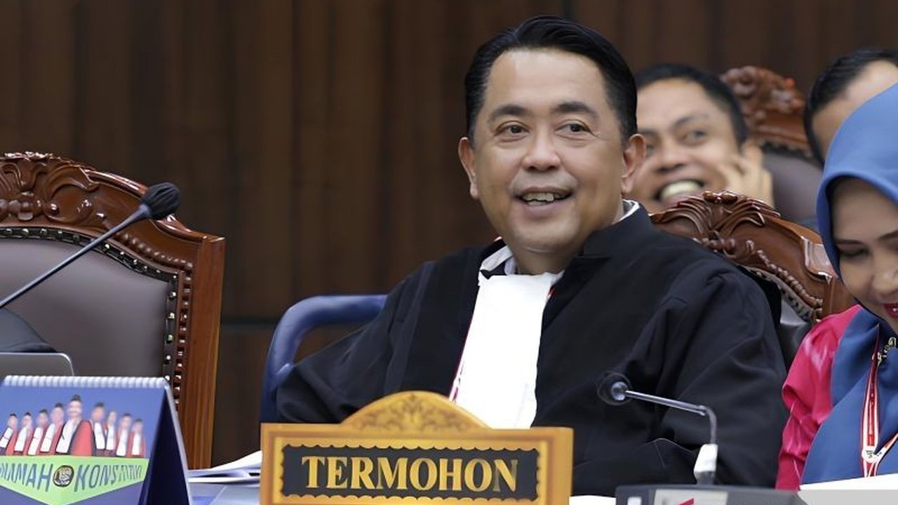 KPU Sulawesi Tengah menyatakan tidak ada pelanggaran administrasi dalam Pilkada 2024, menolak gugatan pasangan calon nomor urut 1 yang mempersoalkan pelantikan pejabat dan potensi penghalang-halangan hak pilih.