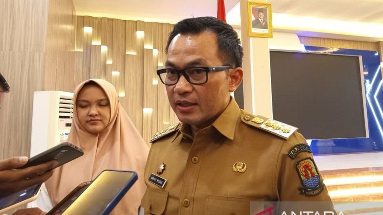 Pemerintah Kabupaten Cirebon meluncurkan aplikasi Baridin untuk memudahkan pembayaran retribusi daerah secara digital, meningkatkan transparansi, dan menargetkan peningkatan Pendapatan Asli Daerah (PAD).