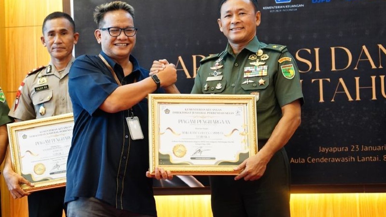 Kodam XVII/Cenderawasih berhasil meraih peringkat pertama KPPN Awards Semester II Tahun Anggaran 2024 untuk kategori IKPA terbaik dengan pagu anggaran di atas Rp50-Rp100 miliar, berkat perencanaan anggaran yang terukur dan pengawasan yang ketat.