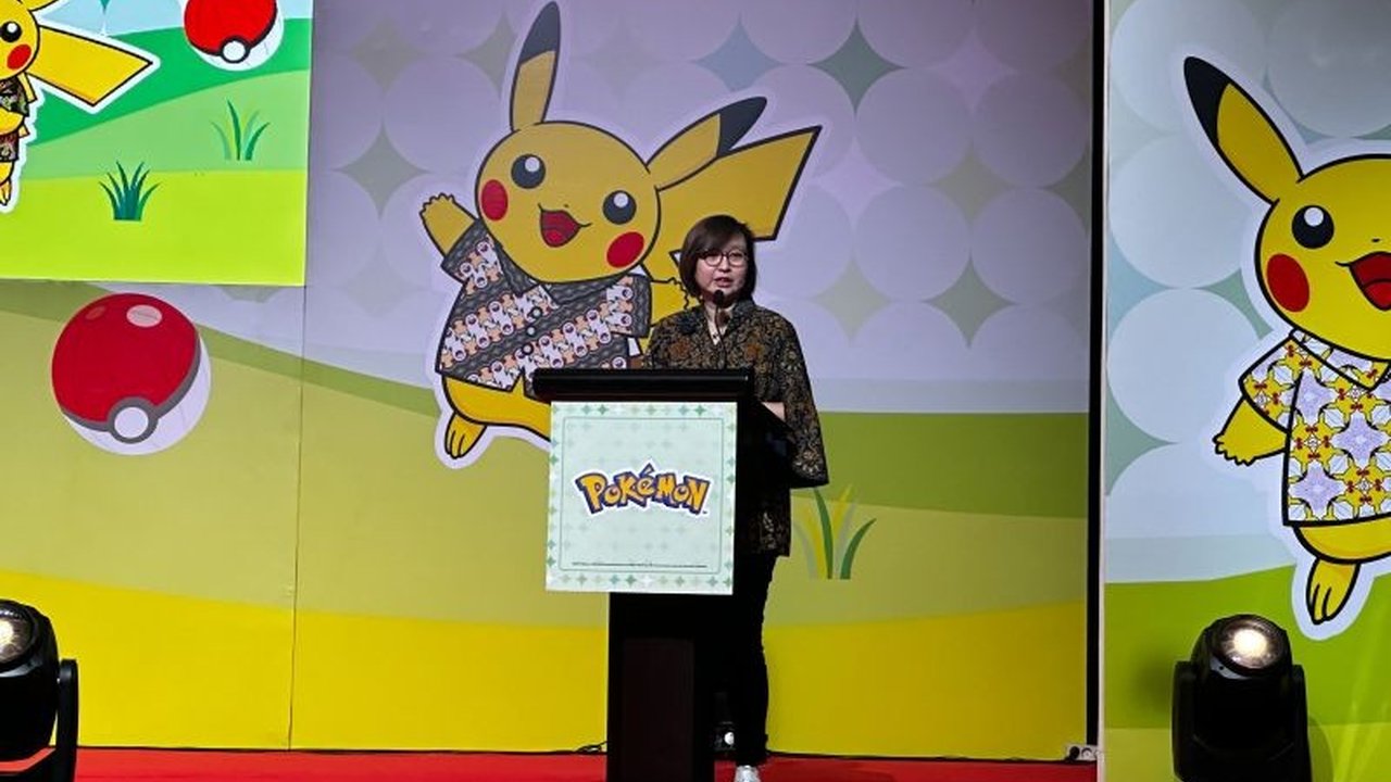 Wakil Menteri Ekonomi Kreatif (Wamenekraf) Irene Umar dan timnya gencar menjalankan berbagai program untuk mendorong pertumbuhan ekonomi kreatif Indonesia dalam 100 hari pertama masa jabatannya, termasuk aktivasi TMII dan Kota Tua serta pengembangan fasil