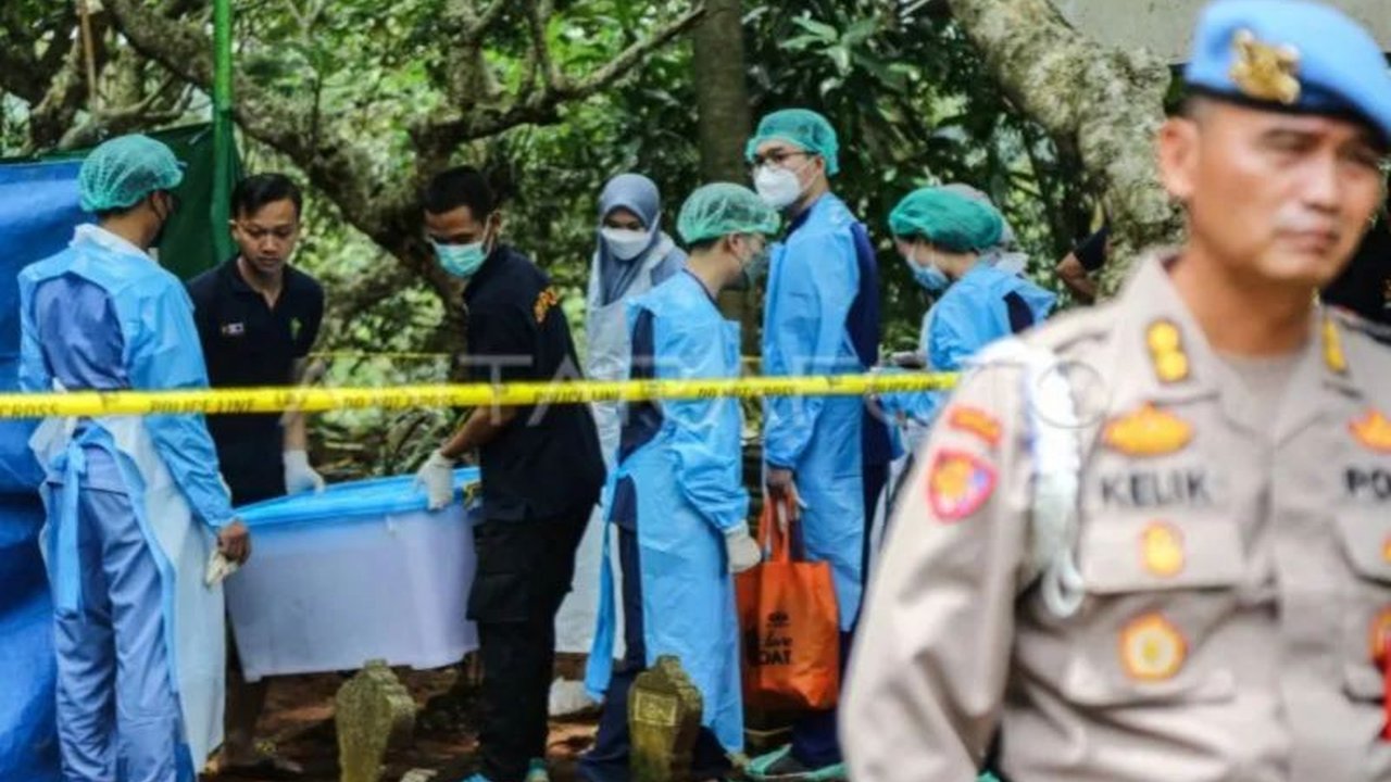 Enam polisi di Yogyakarta mendapat sanksi penempatan khusus (patsus) selama 30 hari karena diduga melanggar SOP dalam penanganan kecelakaan lalu lintas yang melibatkan Darso, yang kemudian meninggal dunia, sementara kasus dugaan penganiayaan ditangani Pol