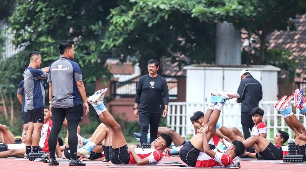 Pelatih Timnas Indonesia U-20, Indra Sjafri, memulangkan Figo Dennis dan Ferre Murari jelang laga Mandiri U-20 Challenge Series melawan Yordania, sebagai bagian dari seleksi menuju Piala Asia U-20 2025.