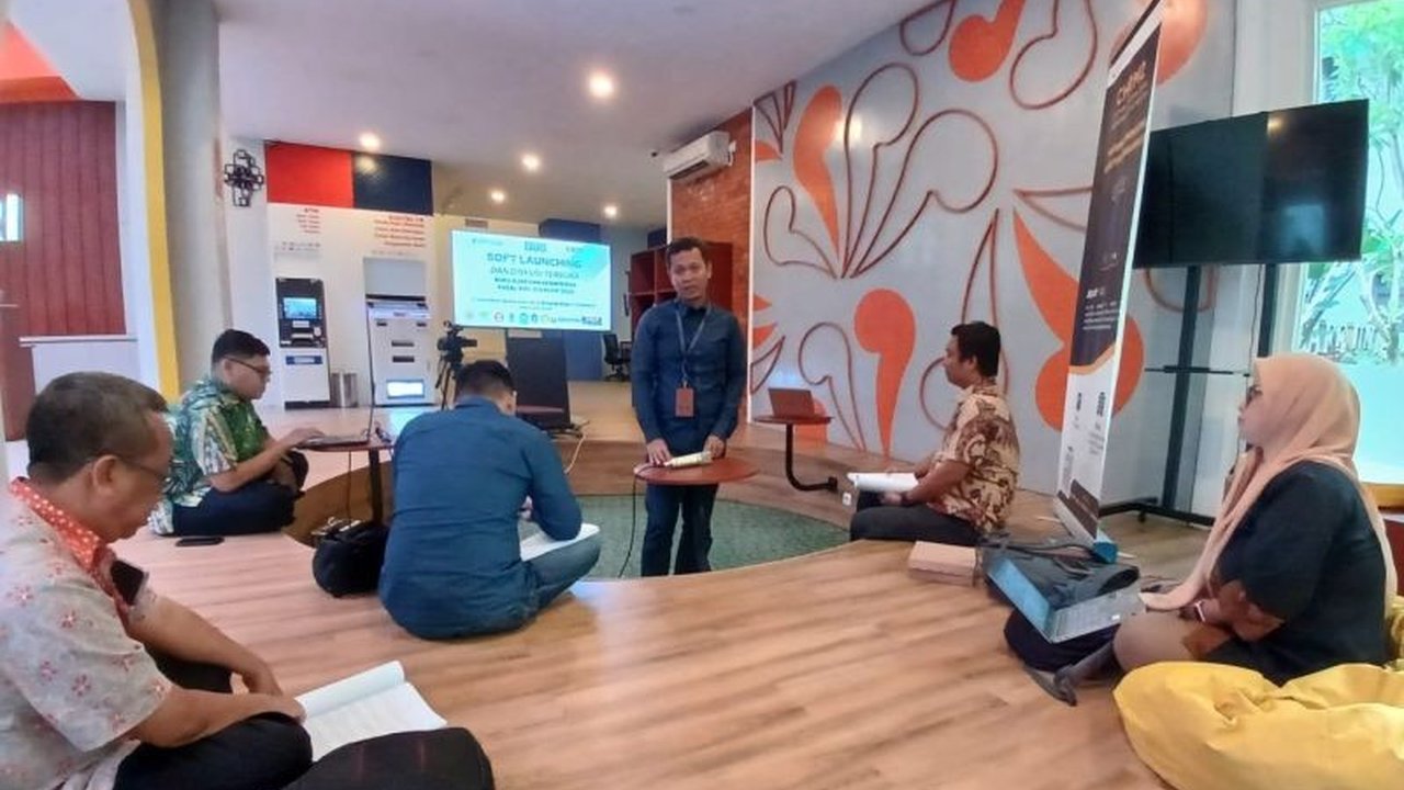 CHRM2 Unej dan ISFoRB luncurkan buku ajar penafsiran Pasal 300-305 KUHP 2023 untuk melindungi kebebasan beragama dan mencegah penyalahgunaan hukum, sekaligus menjaga harmoni sosial.