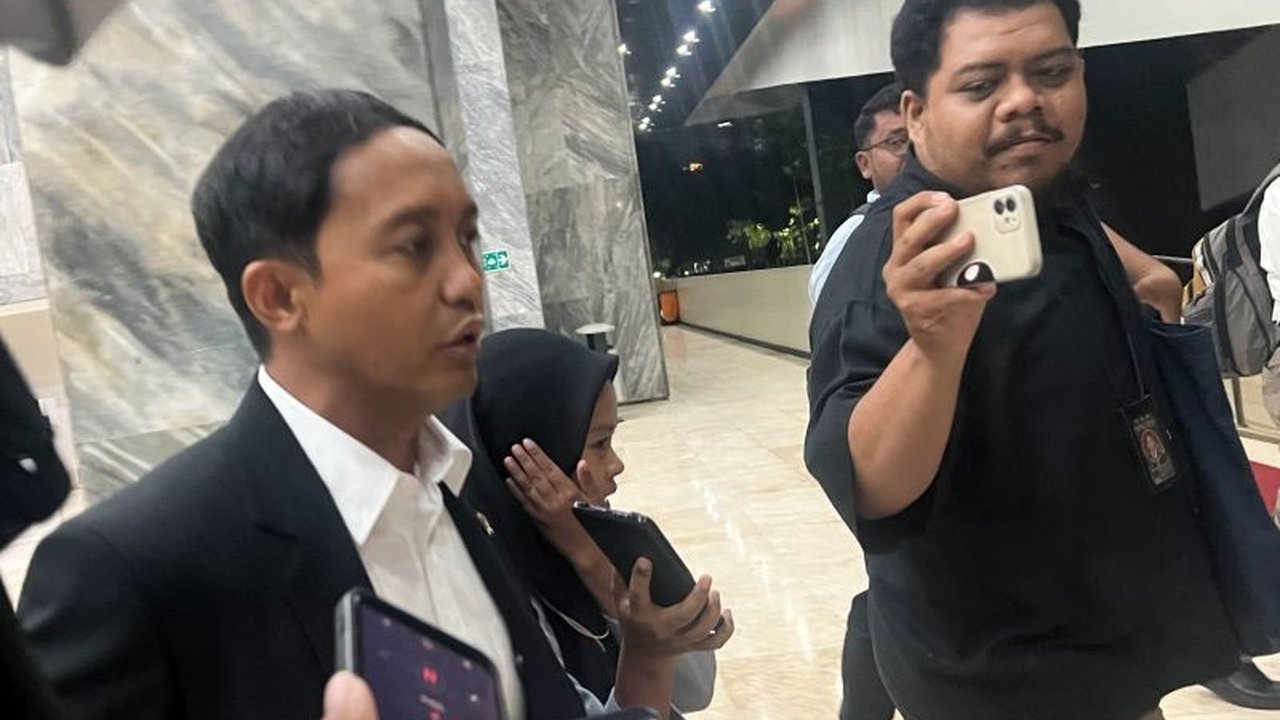 Menteri Kehutanan memastikan rencana pemanfaatan 20,6 juta hektare hutan untuk pangan, energi, dan air tidak melibatkan deforestasi, melainkan optimalisasi lahan terdegradasi melalui agroforestri.