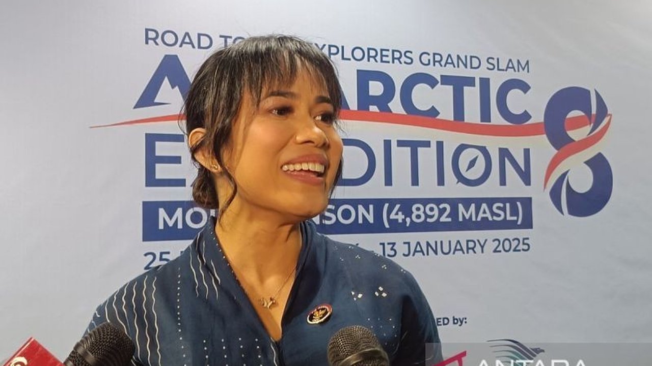 Pendaki Putri Handayani membagikan tiga kunci utama kesuksesannya dalam menaklukkan puncak gunung tertinggi di dunia: gairah, kegigihan, dan kesabaran.