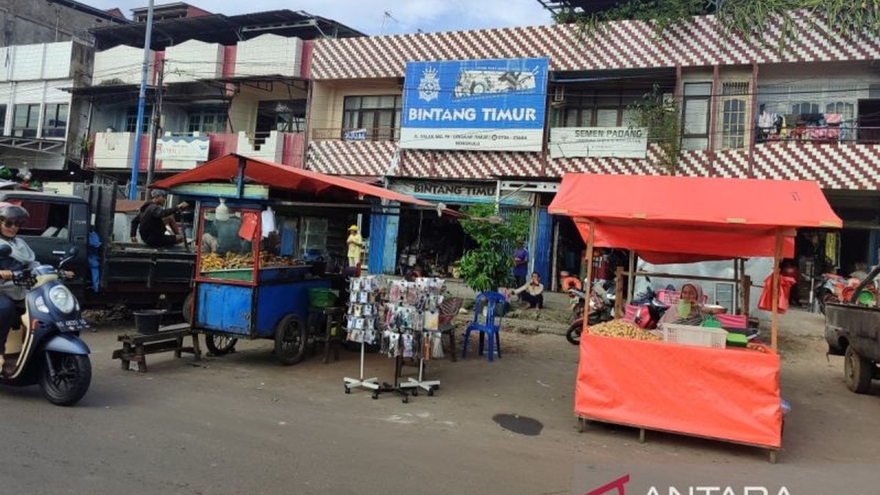 Pemerintah Kota Bengkulu menyiapkan tiga lokasi strategis untuk menampung 44.000 pelaku UMKM, termasuk kawasan Smart City, Berendo, dan Pojok Durian, guna mendorong perekonomian dan pemasaran berbasis digital.