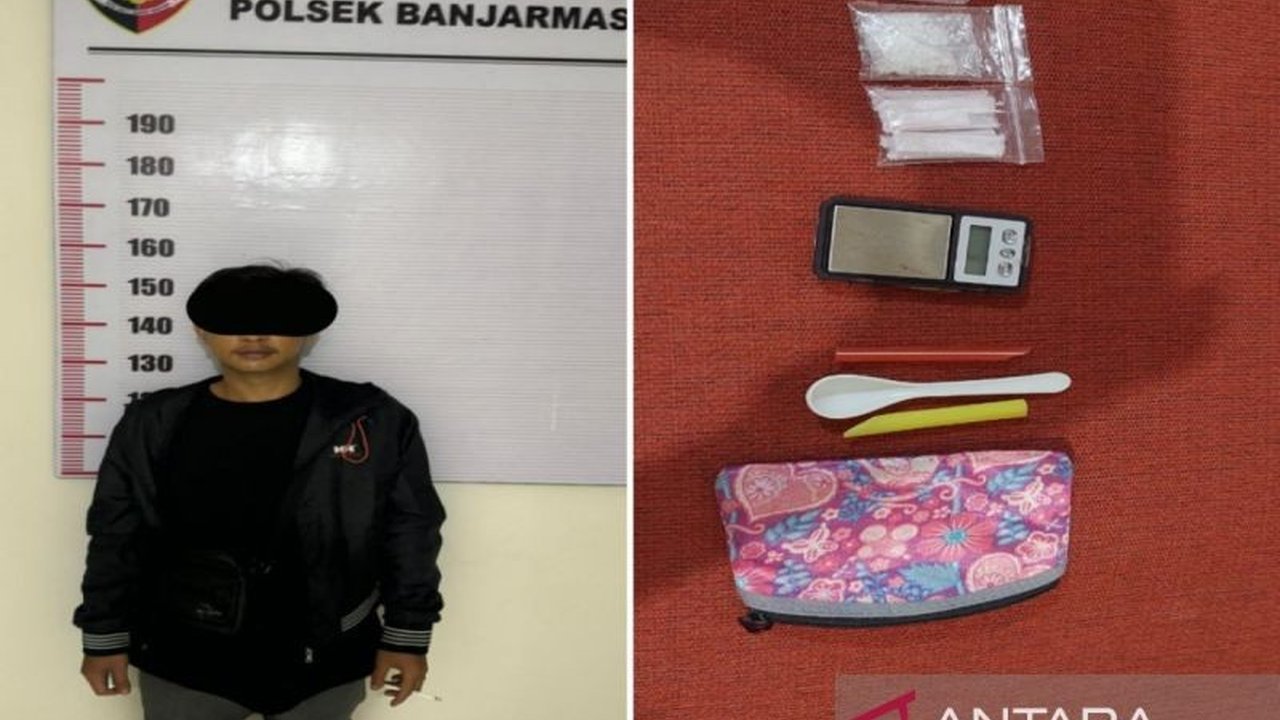 Unit Reskrim Polsek Banjarmasin Utara menangkap seorang pegawai swasta, RH (25), karena diduga mengedarkan narkoba jenis sabu seberat 3,38 gram pada Jumat, 17 Januari 2024.